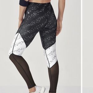 Mid-rise Mesh Fabletics Leggings